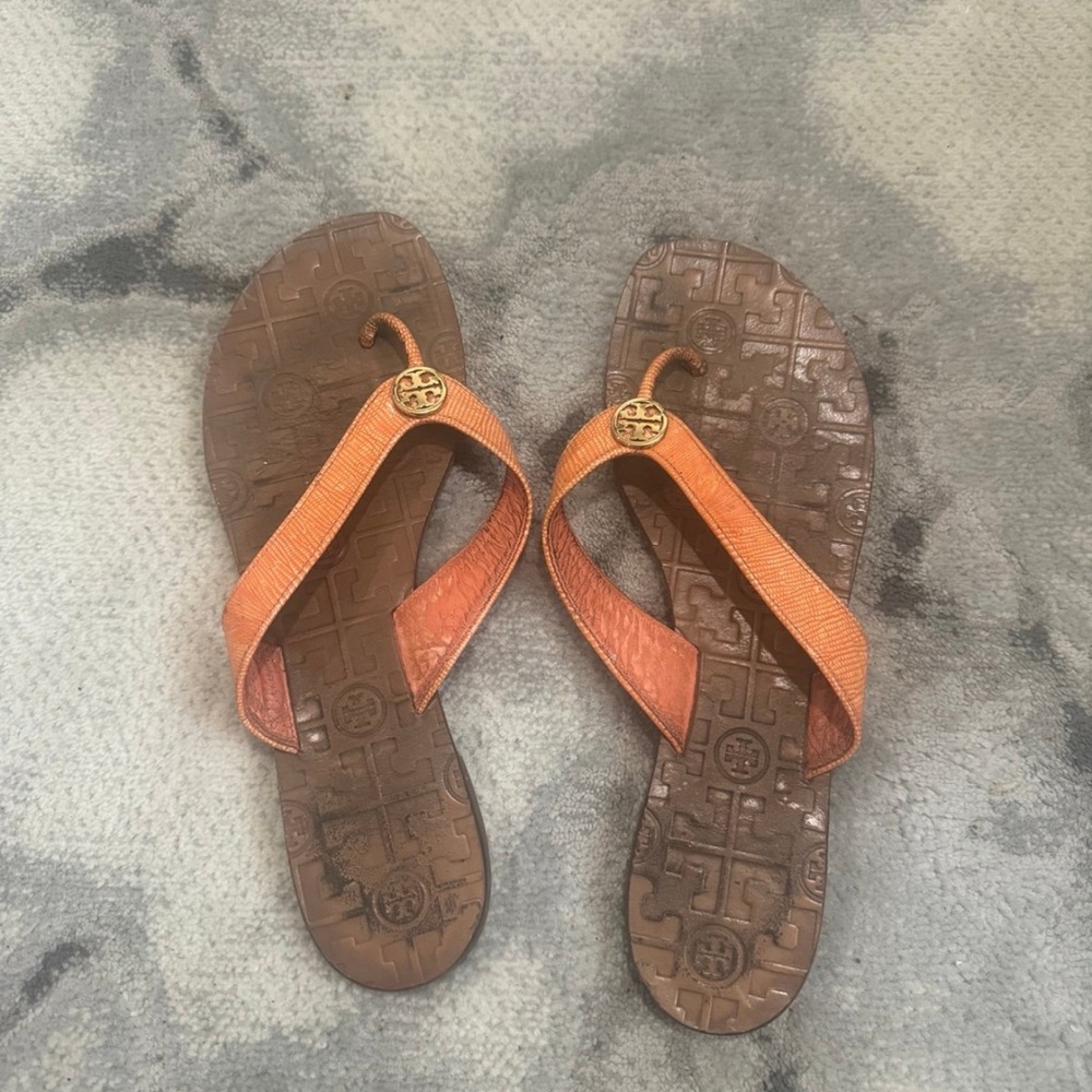Tory Burch women’s sandals/flip flops size 10.5